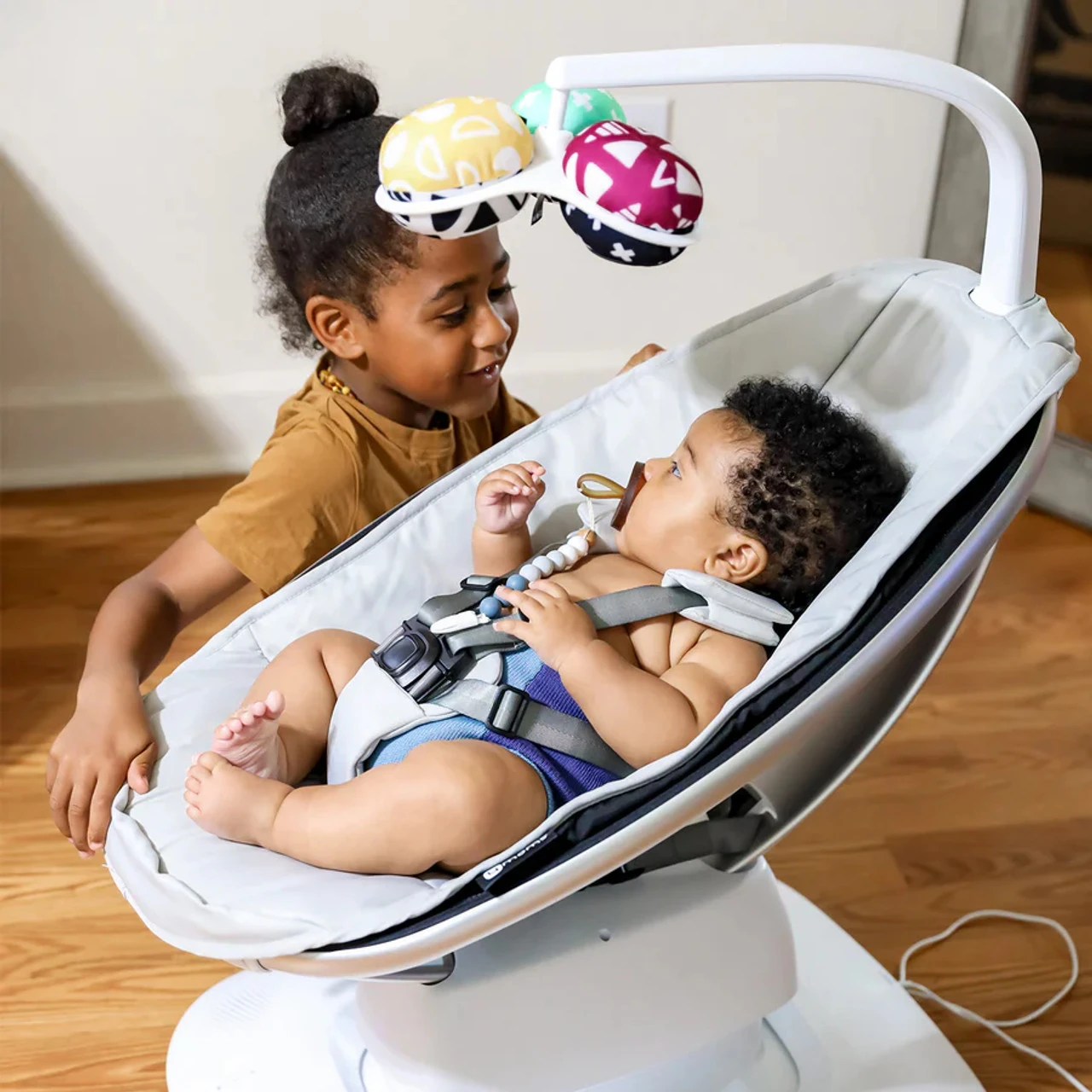 4moms MAMAROO MULTI-MOTION SWING GREY 2 4moms MAMAROO MULTI-MOTION SWING GREY - Image 2